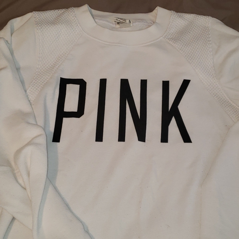 vs pink sweater